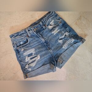 American Eagle Distressed Denim Shorts Size 4